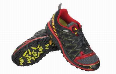 chaussure trail asics decathlon